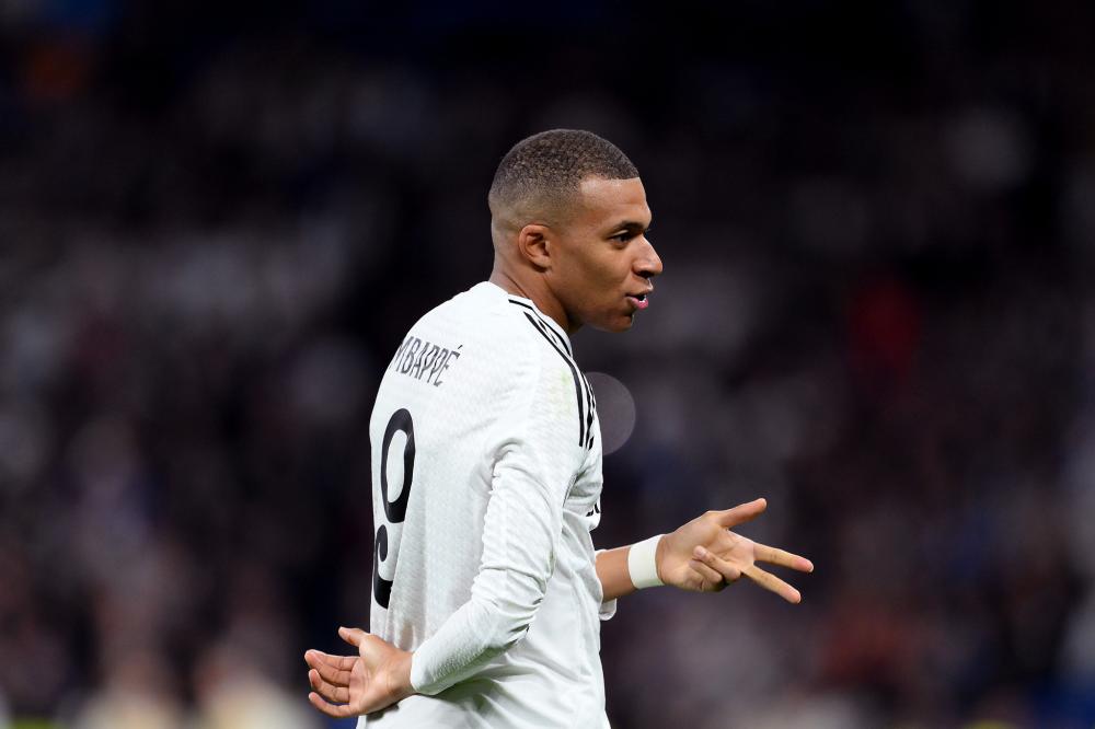 年轻球员成 年轻球员成